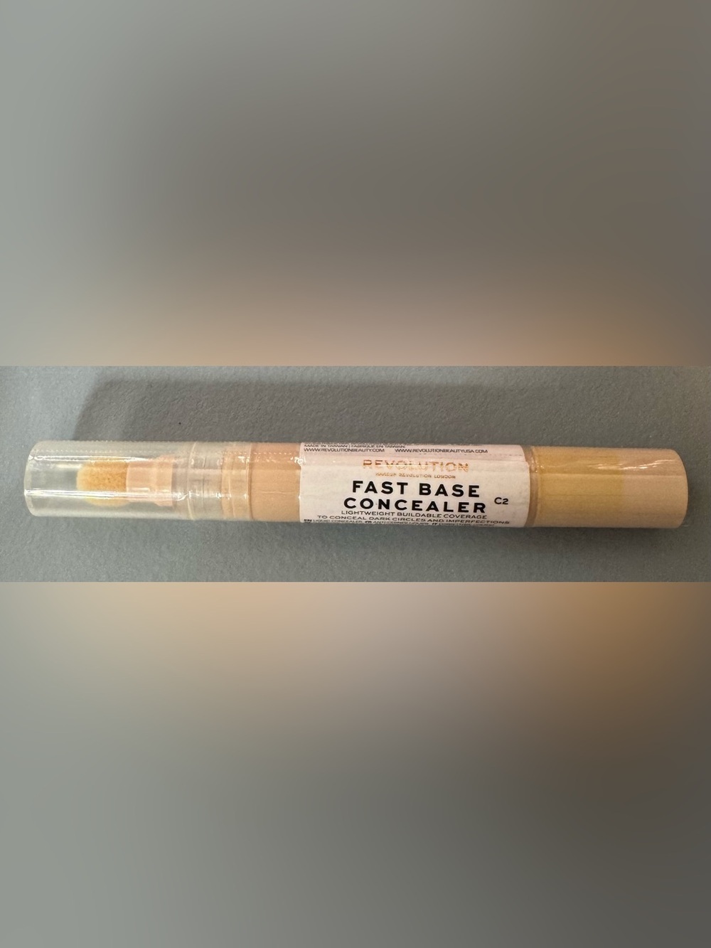 Revolution makeup fast base Concealer Pen C2 - Cream Shade